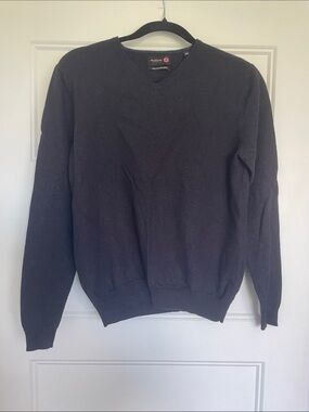 Merino wool Black V-Neck Men's Sweater -